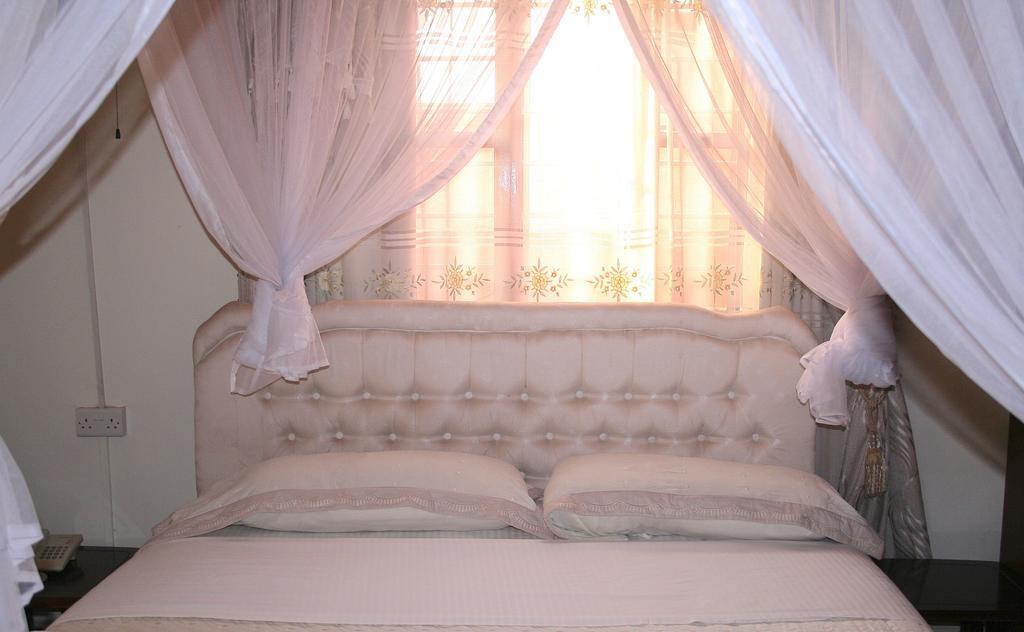 קמפאלה Hotel Acacia חדר תמונה
