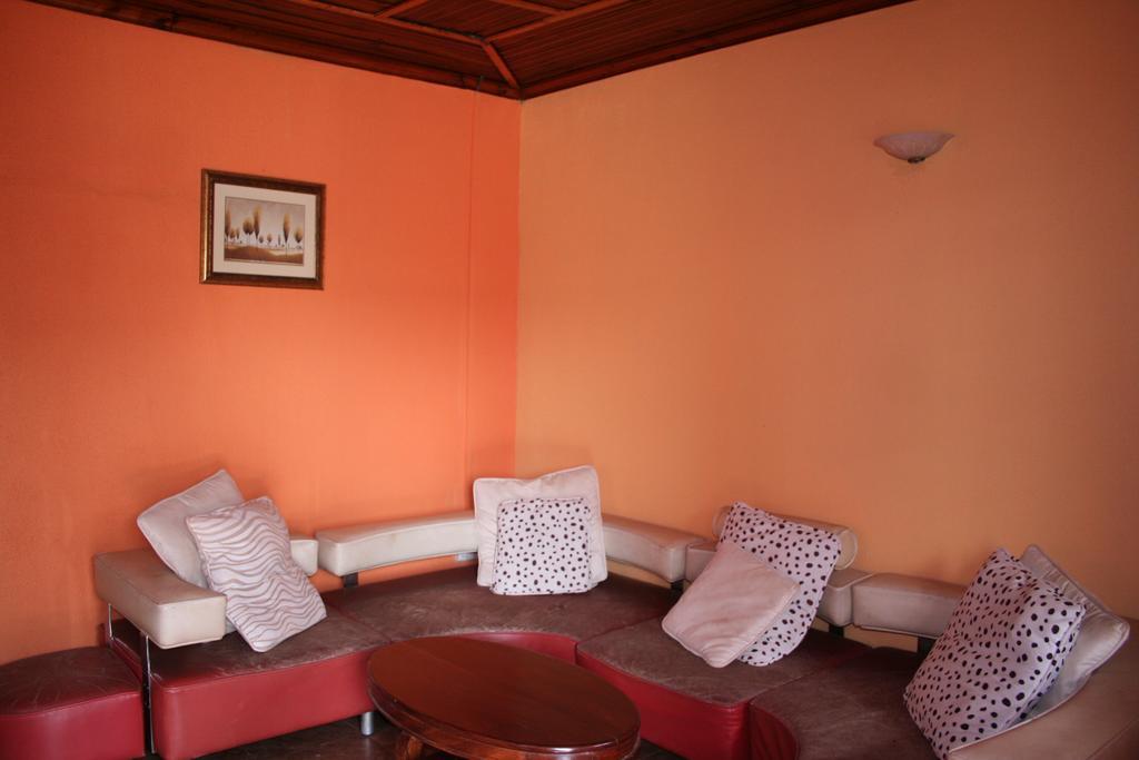 קמפאלה Hotel Acacia מראה חיצוני תמונה