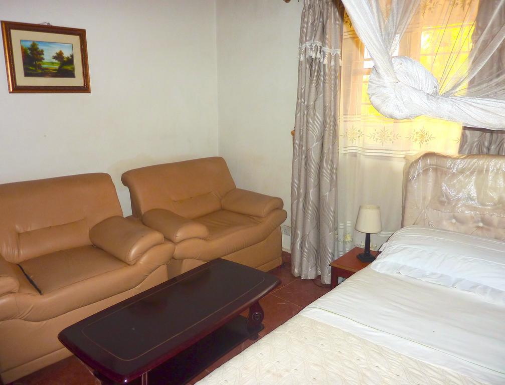 קמפאלה Hotel Acacia מראה חיצוני תמונה