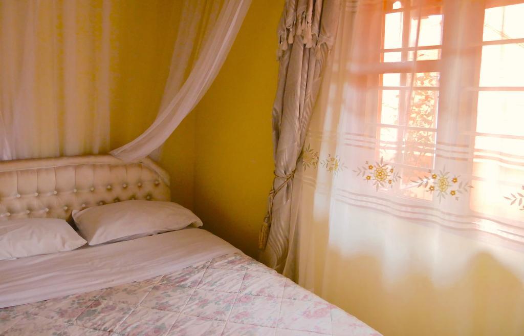 קמפאלה Hotel Acacia מראה חיצוני תמונה