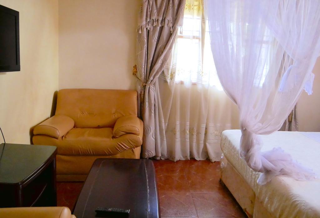 קמפאלה Hotel Acacia מראה חיצוני תמונה