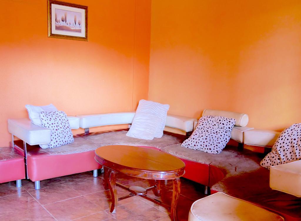 קמפאלה Hotel Acacia מראה חיצוני תמונה